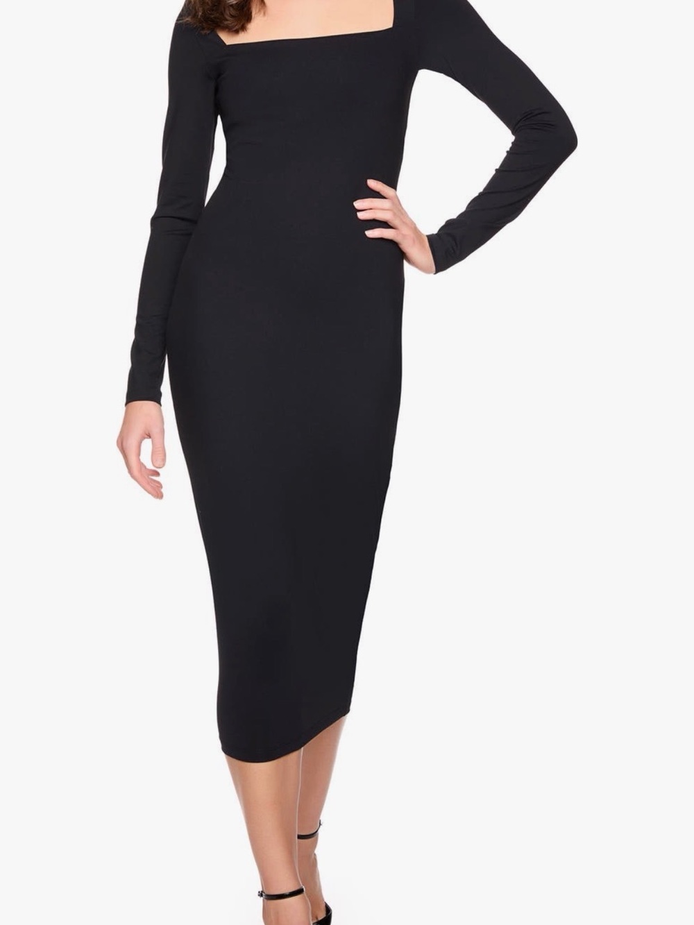 Susana Monaco Square Neck Long Sleeve
Knit Midi Dress